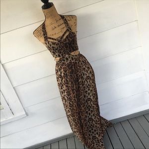 Sexy cutout cheetah print maxi